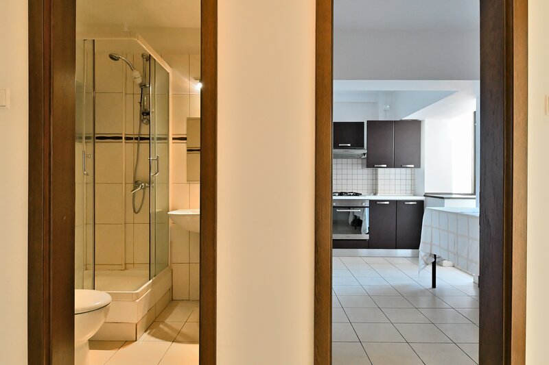 Piata Unirii 12, Fantani, Centrul Civic, Mitropolie, Palatul Parlamentului